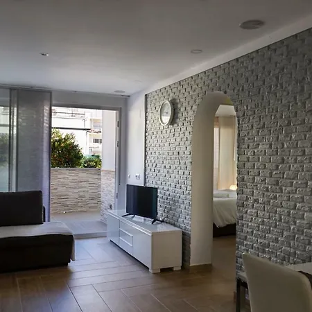 Alegranza Apartment *